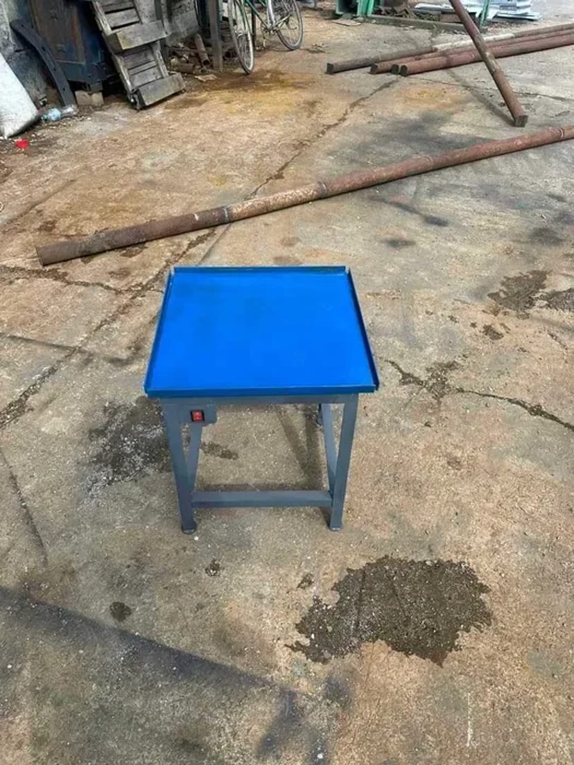 Виготовляємо вібростоли на замовлення. Вібростіл 150 Ват.