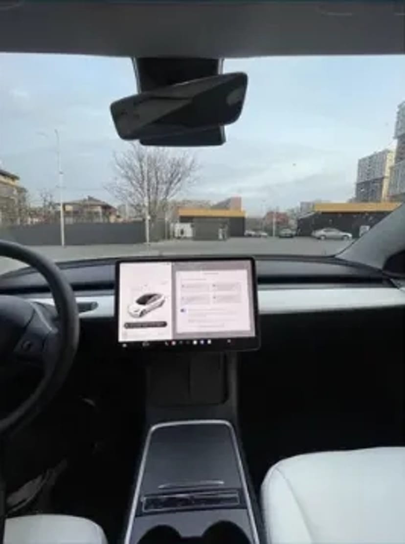 Tesla Model 3 2022 (AE4444CY)