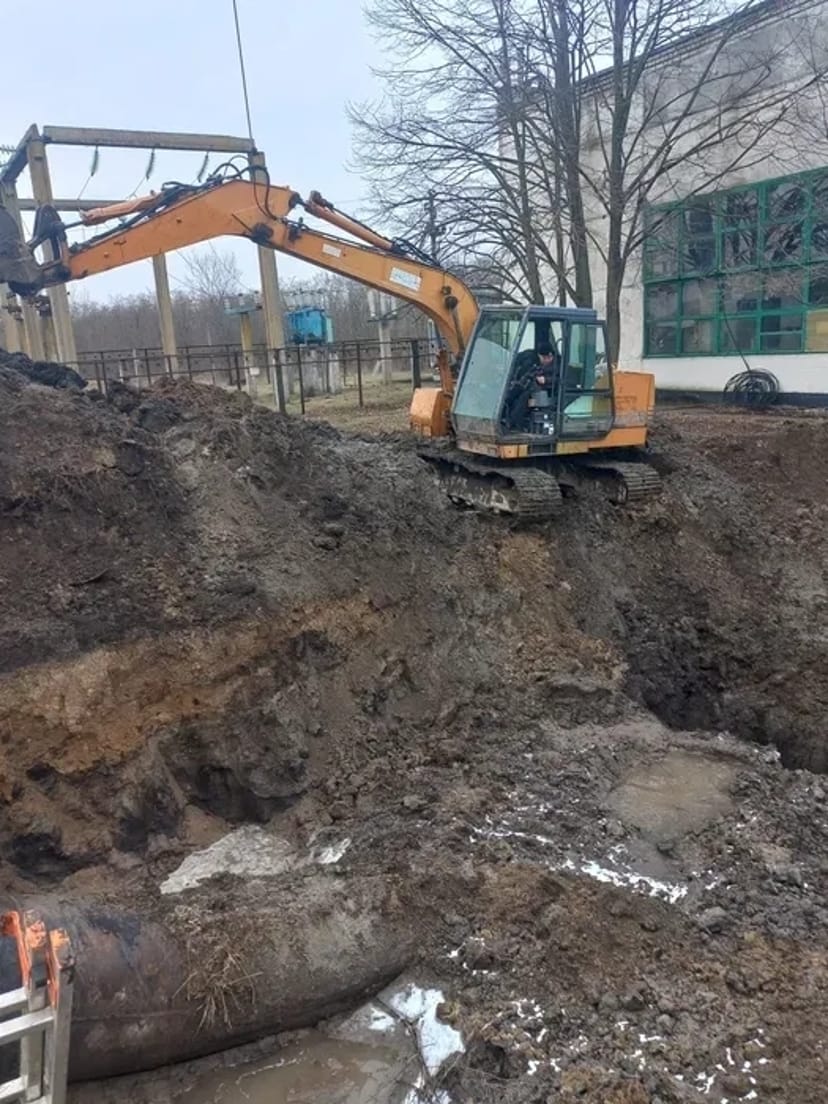 Послуги гусеничного екскаватора