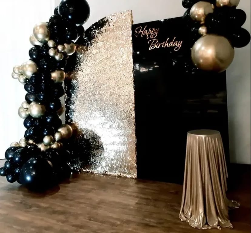 Фотозона, декорована на свято, весілля.