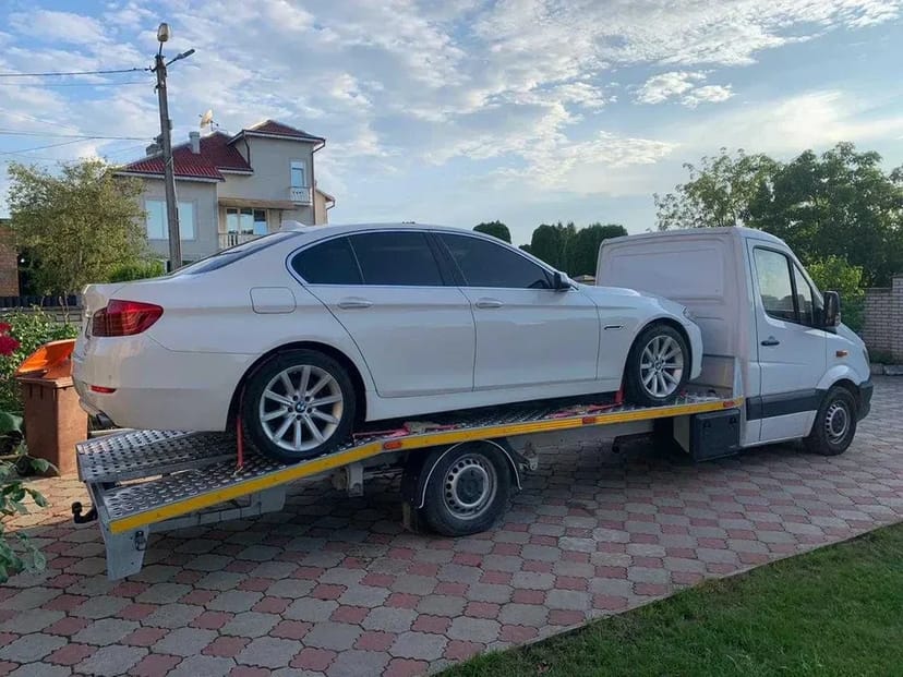 Євакуатор, доставка авто з Європи | послуги евакуатора | трал