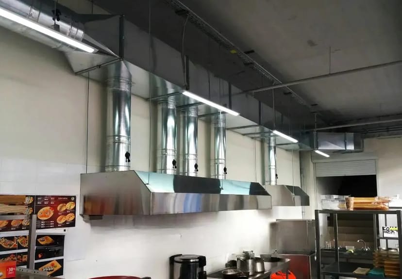 Монтаж професійної витяжки