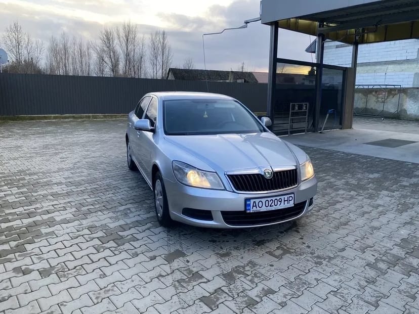 Skoda Octavia A5 в (Берегове) без Водія. Надійний Автомобіль для Особистих Поїздок!