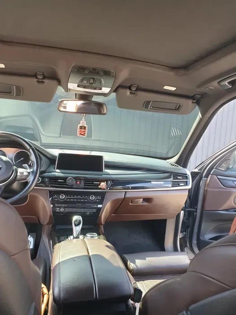 Авто BMW X5 F15