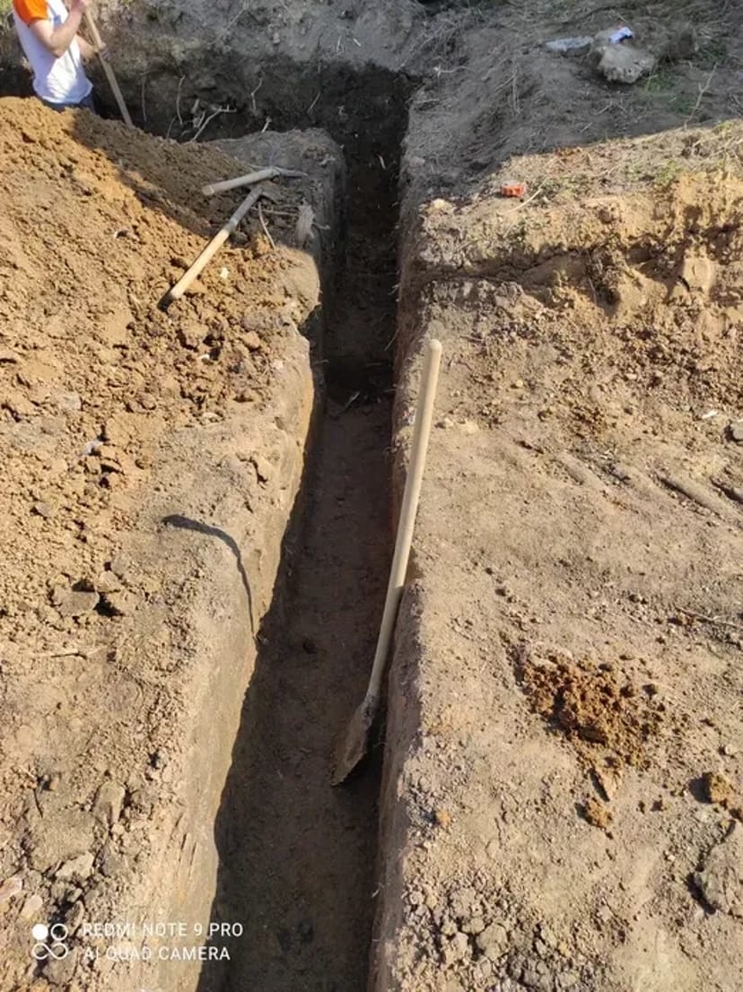 Демонтажні роботи Копка траншей,котлованів