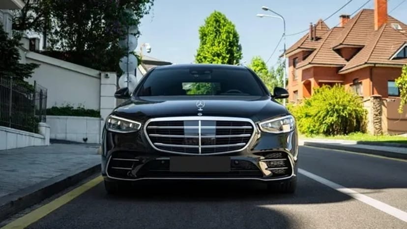 058 Mercedes 223 S-класу без водія W223 S 400d 4 matic 