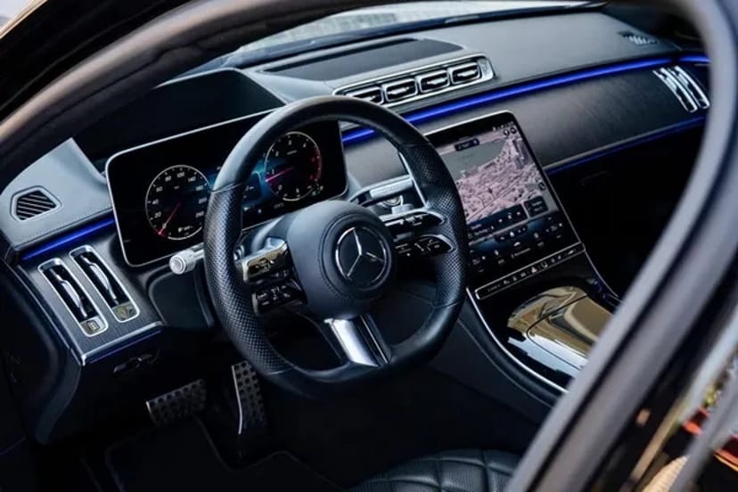 058 Mercedes 223 S-класу без водія W223 S 400d 4 matic 