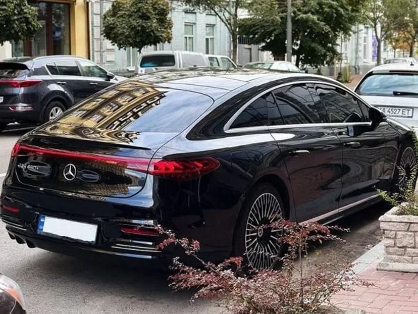 164 Авто на весілля Mercedes Benz EQS 450+ електро трансфер