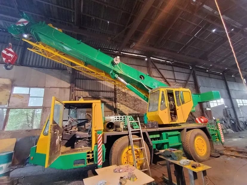 Ремонт автокрана