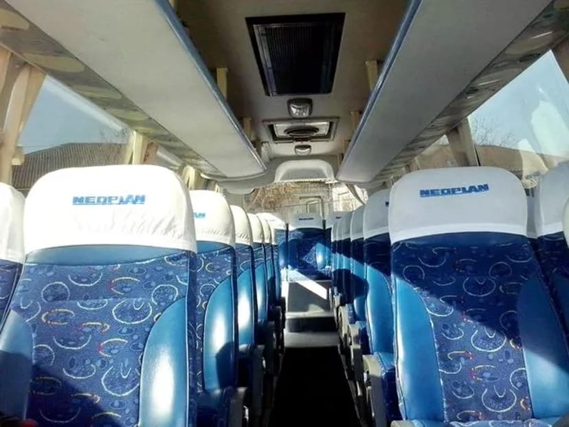 325 Автобус на весілля Yutong з водієм