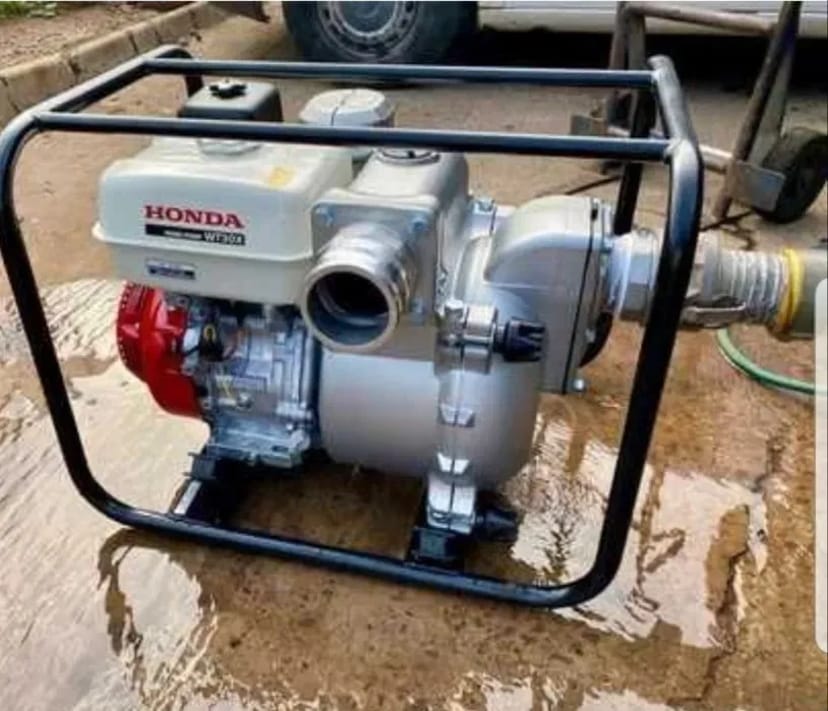 Мотопомпа, відкачування води.