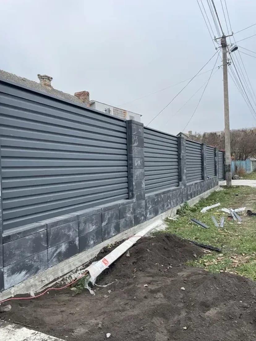 Будівництво парканів та огорож під ключ!Надійний Захист та Естетика Вашої Ділянки!