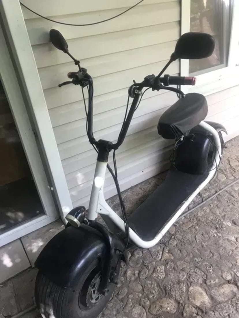 Скутер siti coco seef 3000 гр. місяць