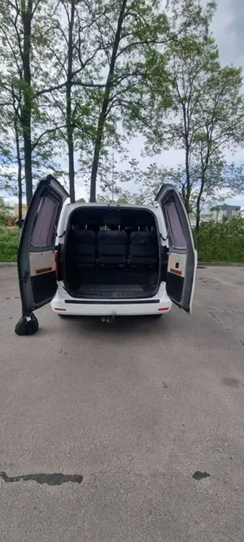 Мікроавтобус Hyundai H1 