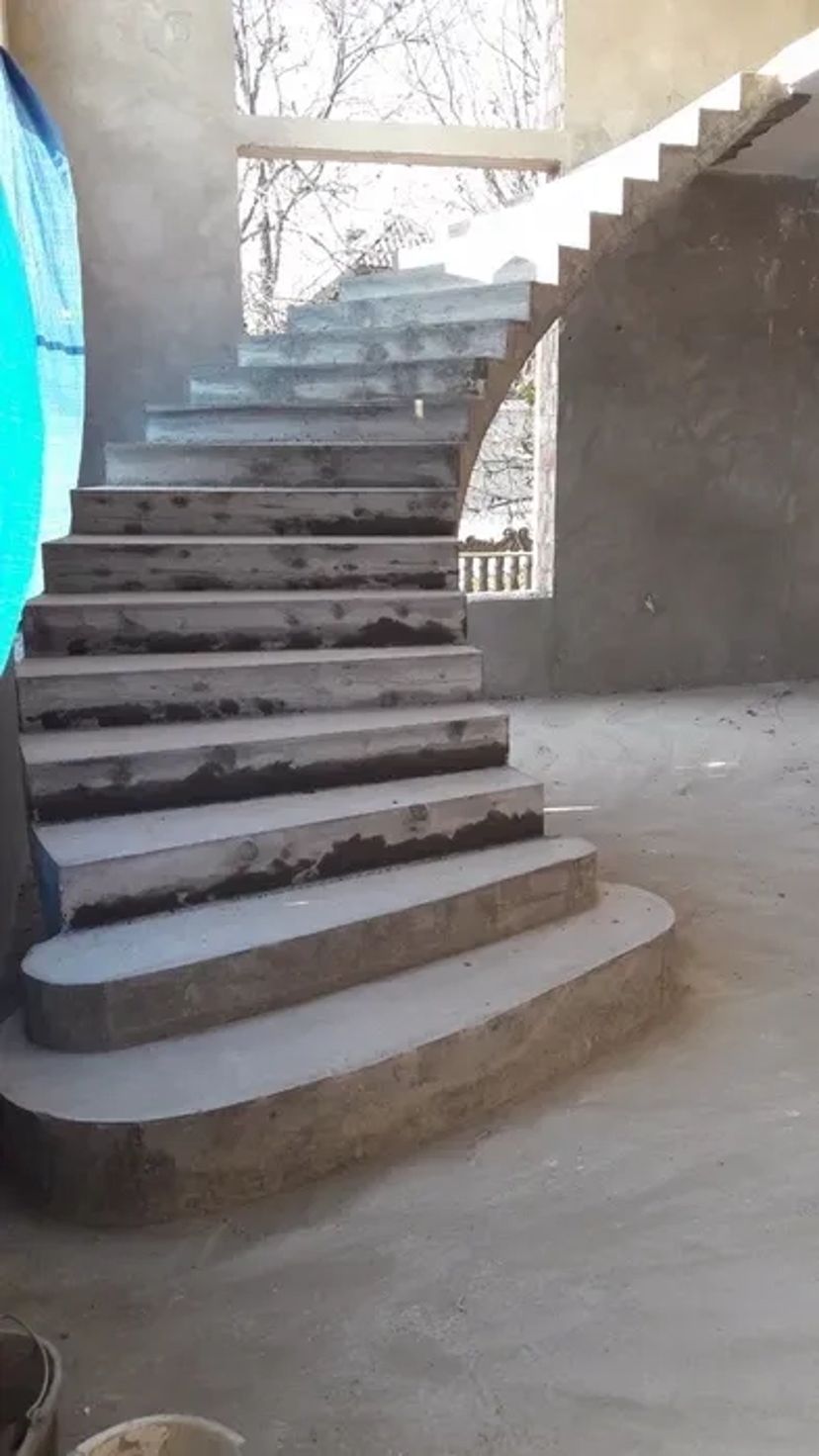 Сходи бетонні/бетон /монолітні /драбина/