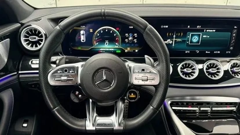 172 Mercedes-Benz AMG GT 4-DOOR без водія