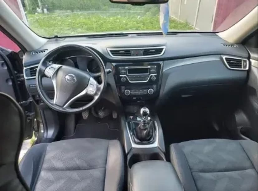 Автомобіль Nissan X-trail