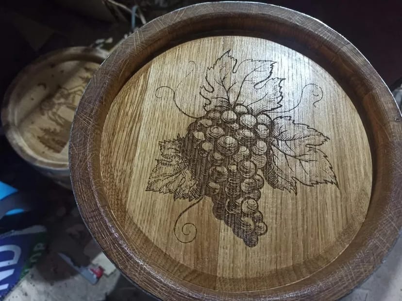 Дубова бочка високої якості