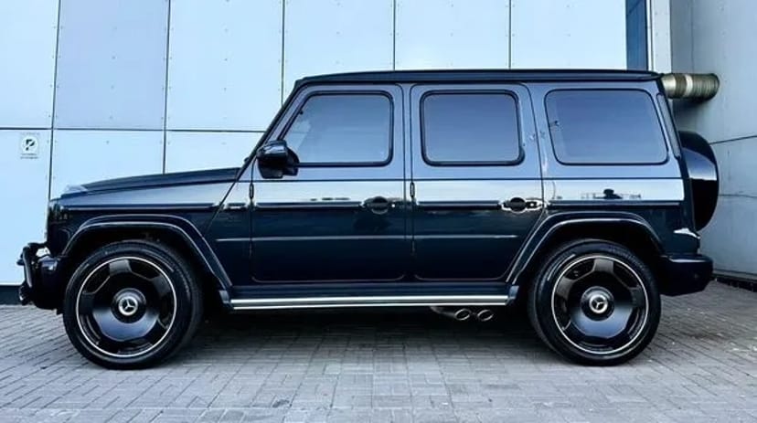 371 Mercedes-Benz G63 AMG Гелік Кубік без водія