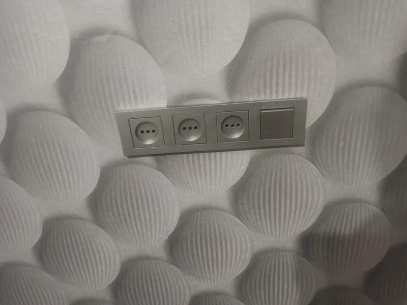 Електрик Кам'янське. Професіонал. Аварійний виклик 24/7, Послуги електромонтажу.