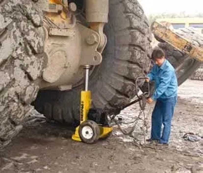 Ремонт підкатних домкратів