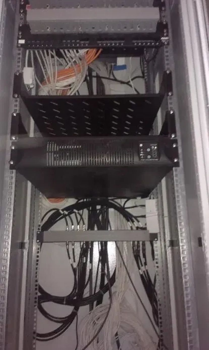 Відеонагляд, відеоспостереження, домофонія, контроль доступу, монтаж.