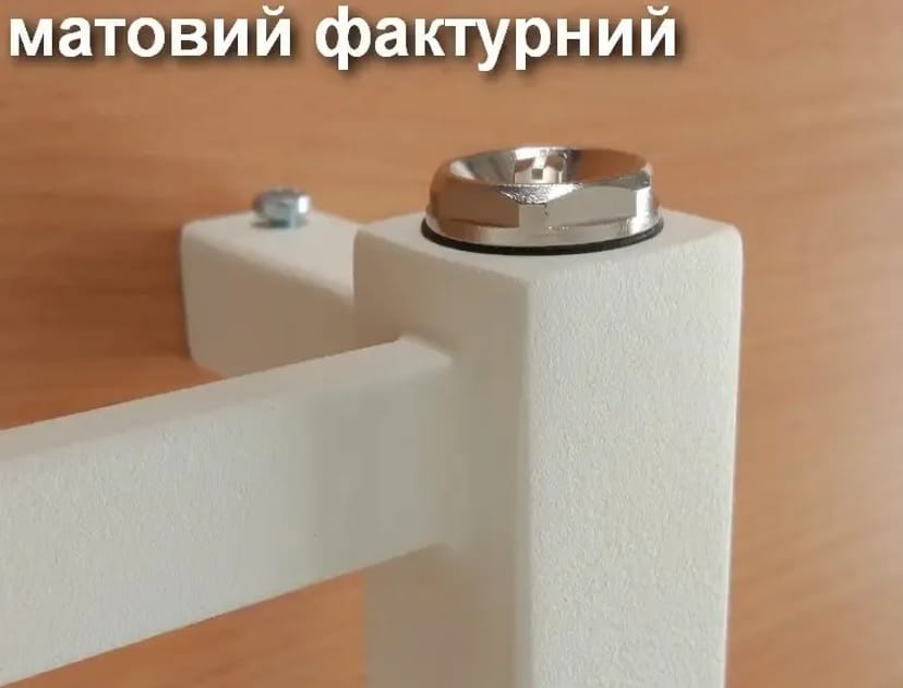 Фарбування полотенцесушителей з нержавіючої сталі і аксесуарів в будь-який колір по RAL (чорний, білий, сірий, беж)