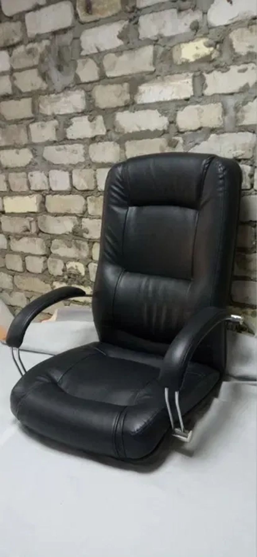 Перетяжка та ремонт м'яких меблів