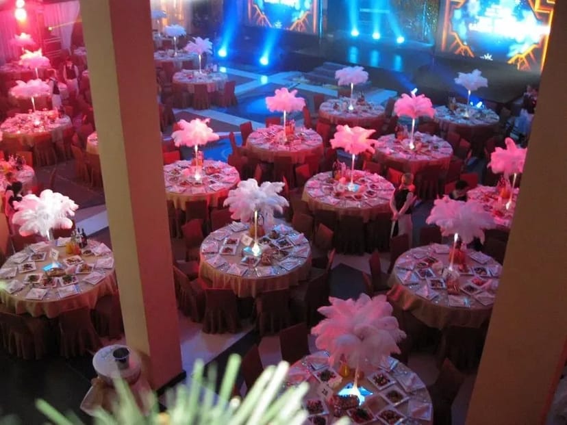 Пір'я страуса декор