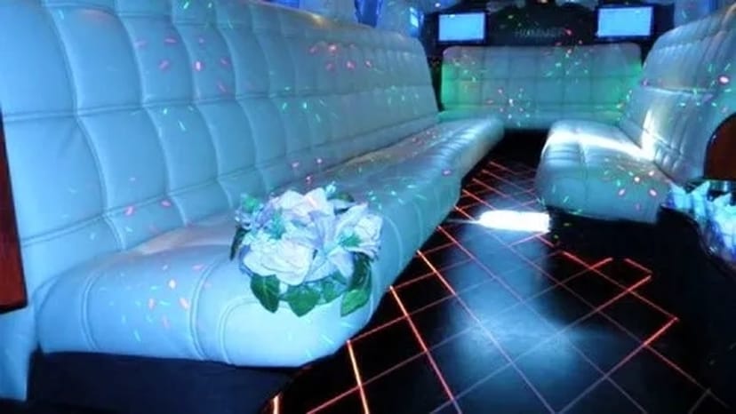 024 Лімузин на весілля Hummer H2 classic 