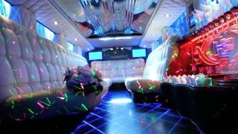 024 Лімузин на весілля Hummer H2 classic 