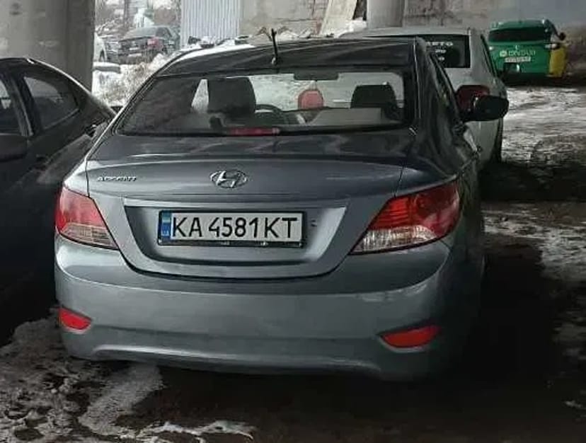 Авто в таксі та для особистих цілей