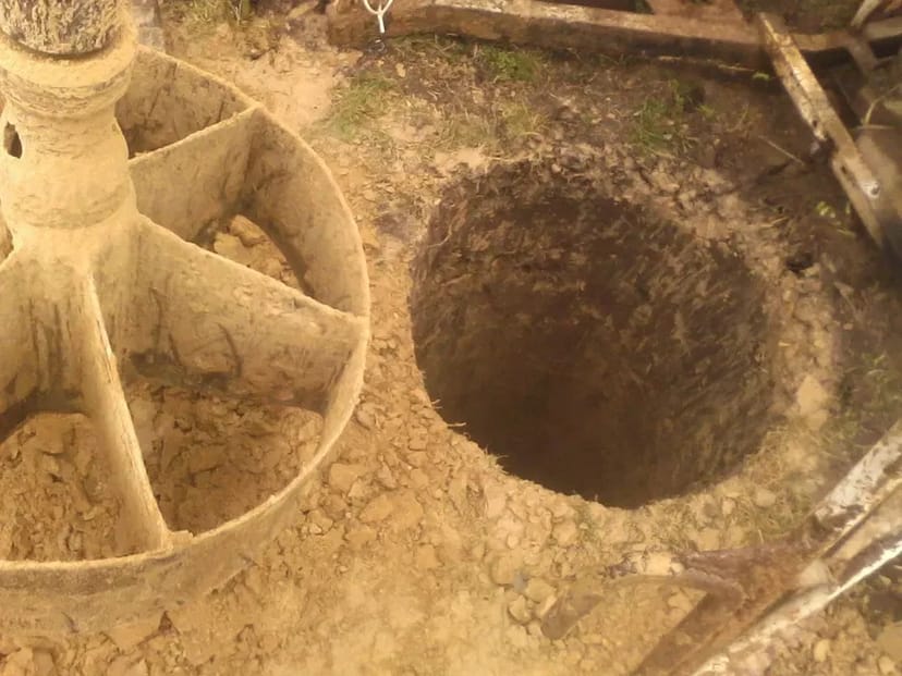 Яма вигрібна, дренаж, зливка, свердловина, ямобур.