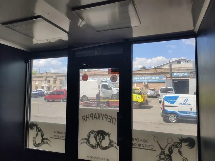 Офіси біля метро Академмістечко