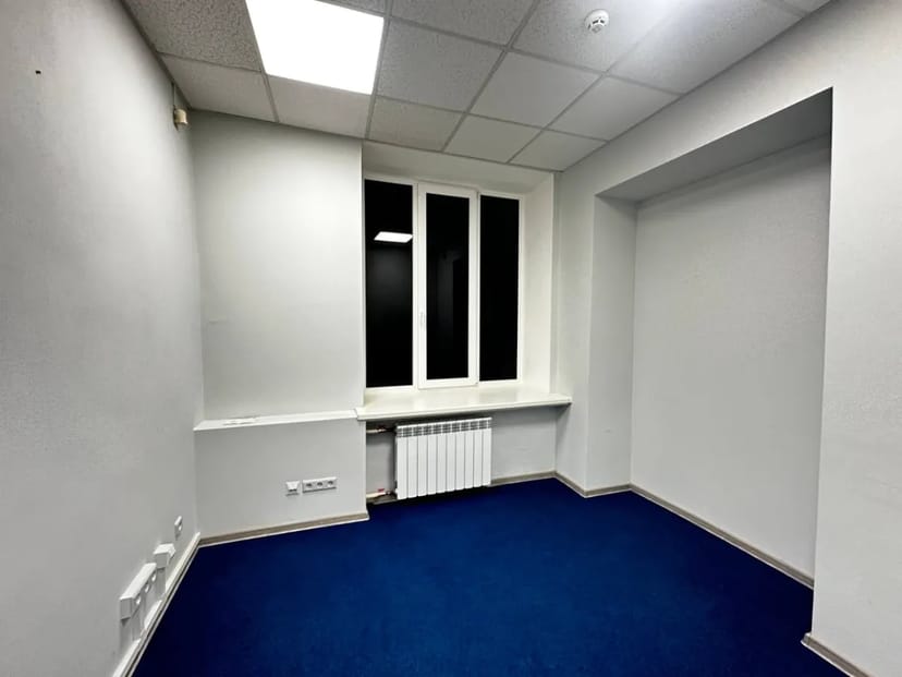 Фасадне приміщення 240 м2 в Печерському районі