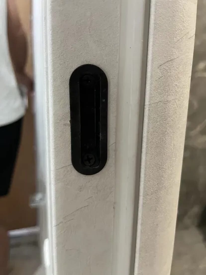 Професійне встановлення міжкімнатних дверей під ключ