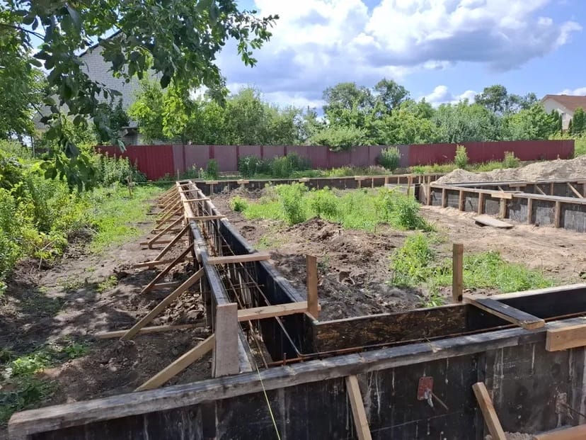 Бетонні роботи, фундаменти, стяжки, сваї