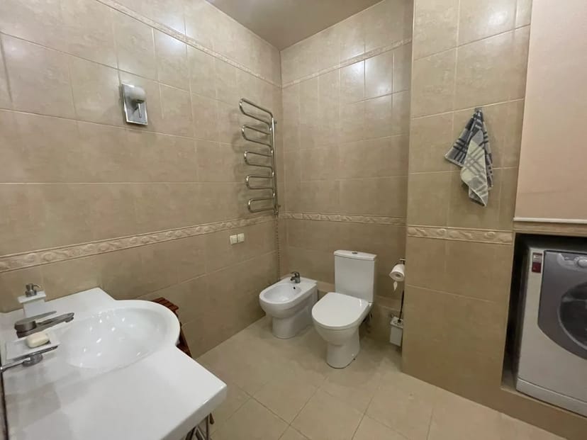 Двухкімнатна квартира, Печерск