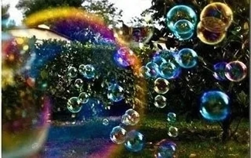 Мильні бульбашки генератор