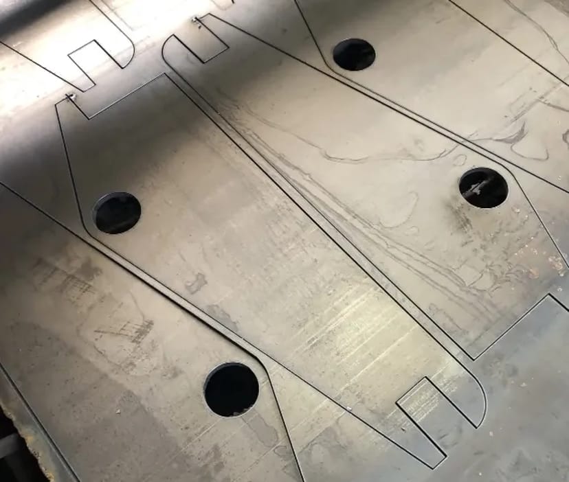 Плазмове різання металу до 16 мм