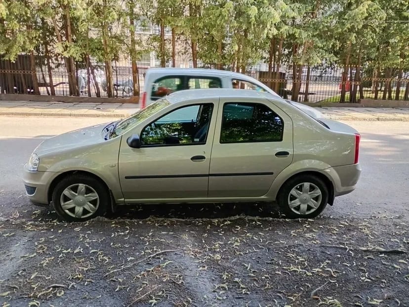 Авто Renault Logan 2012р.