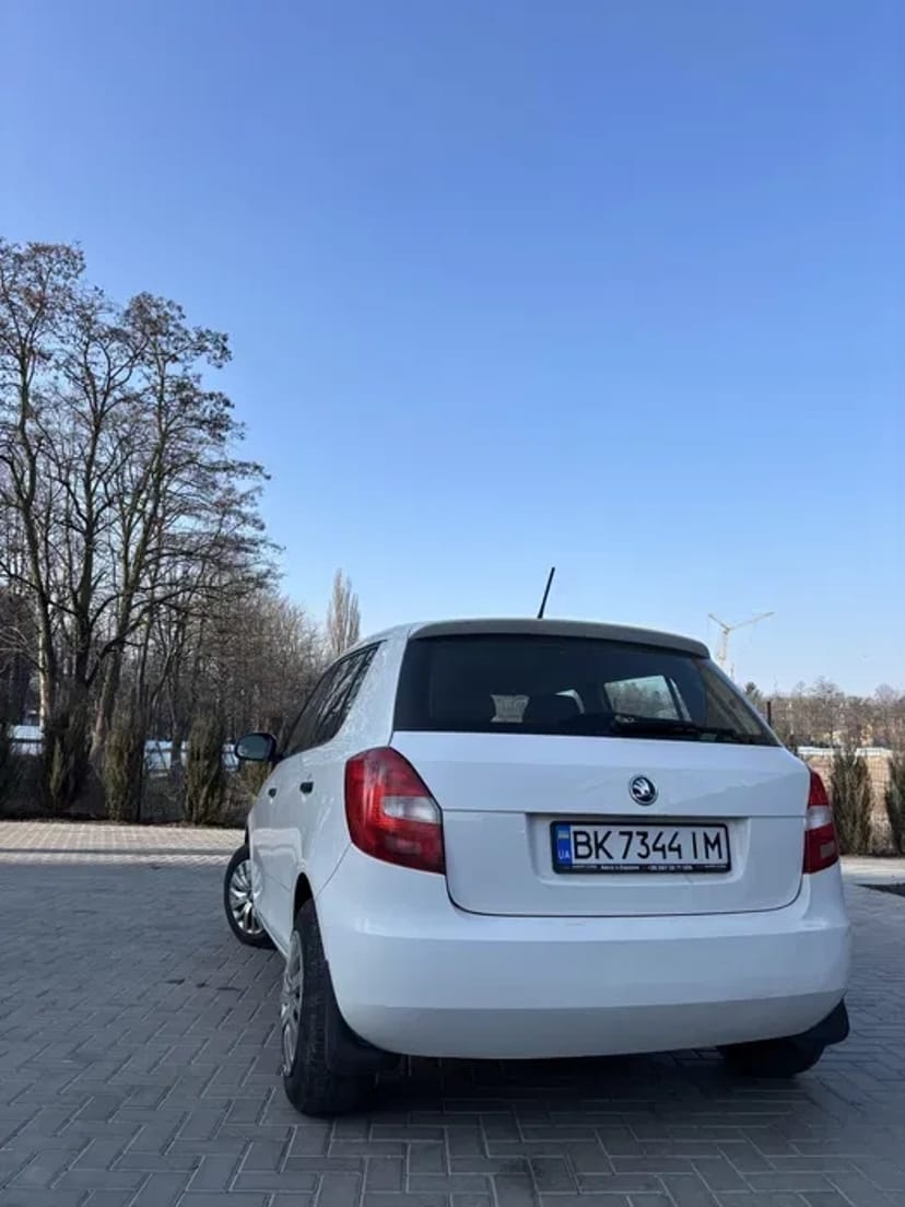 Оренда Skoda Fabia 1.2 HTP газ/бензин 3000/тиждень
