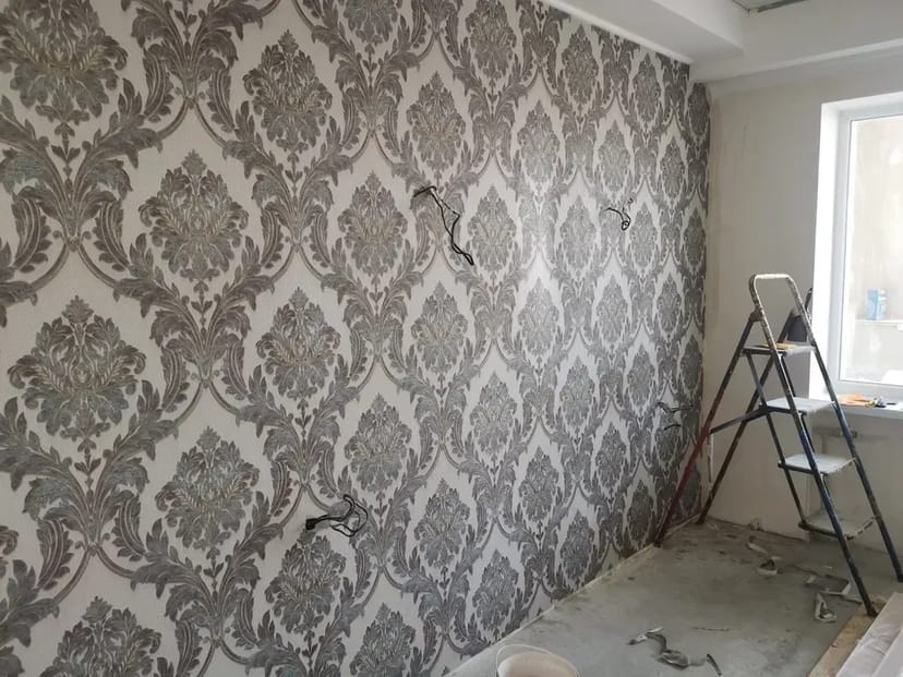 Майстерна поклейка шпалер та комплексні ремонтні роботи для вашої квартири у Запоріжжі.