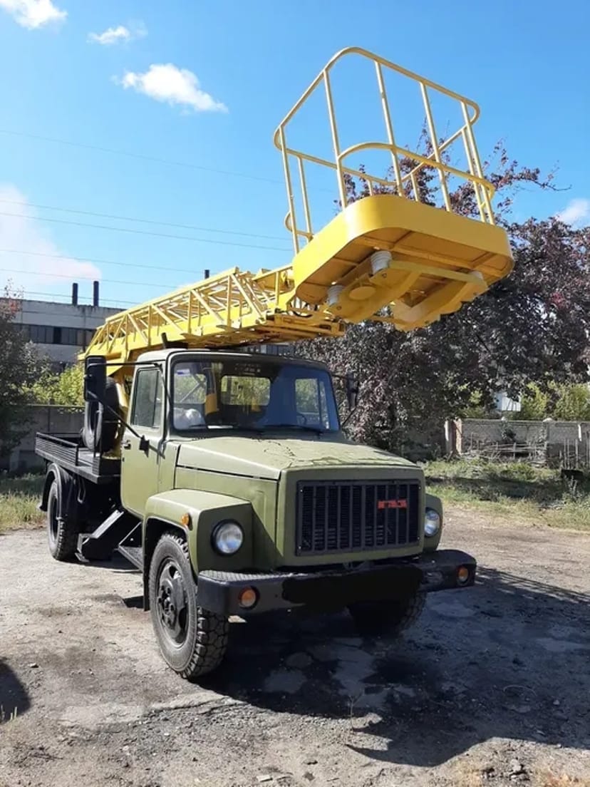 Автовишки 14, 17, 22, 30, 37, 45 метрів