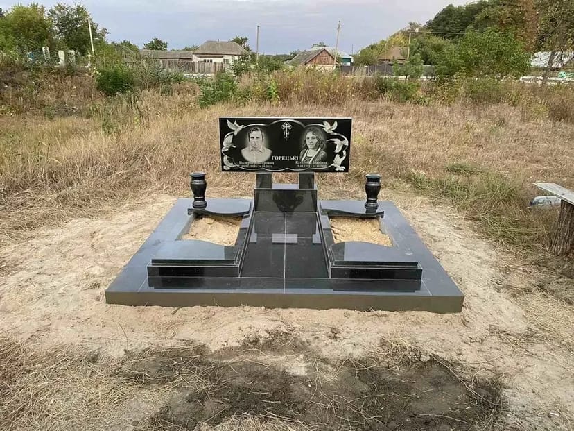 Виготовлення/ремонт/встановлення пам'ятників/прибирання могилок