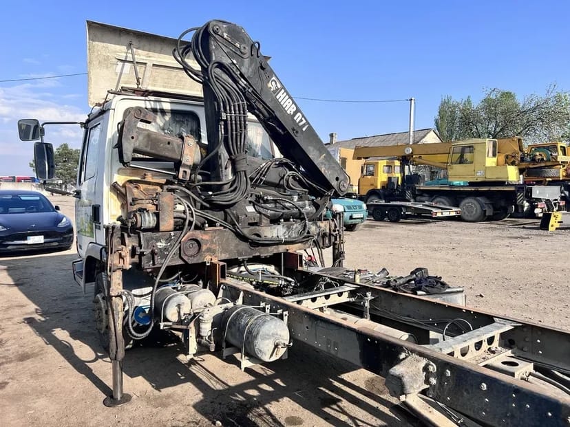 Ремонт автовишок, автопідйомників та маніпуляторів будь-якої складності.