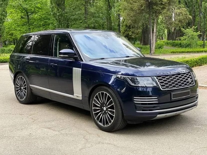 221 Позашляховик на весілля Range Rover Vogue Long без водія