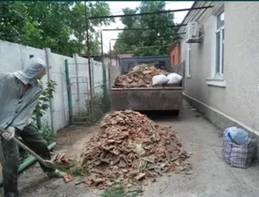 Вивіз сміття, гілок, непотребу