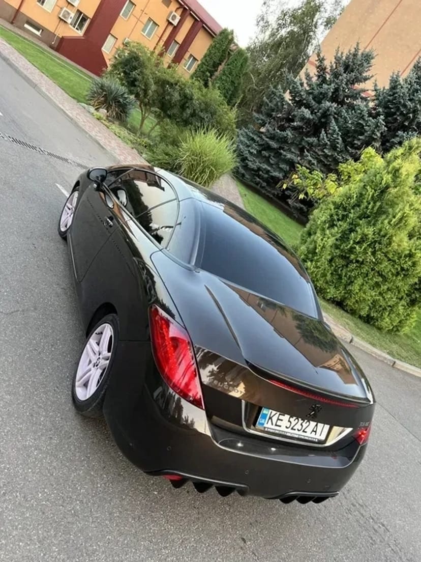 Авто (кабріолет) для фотозйомок та поїздок