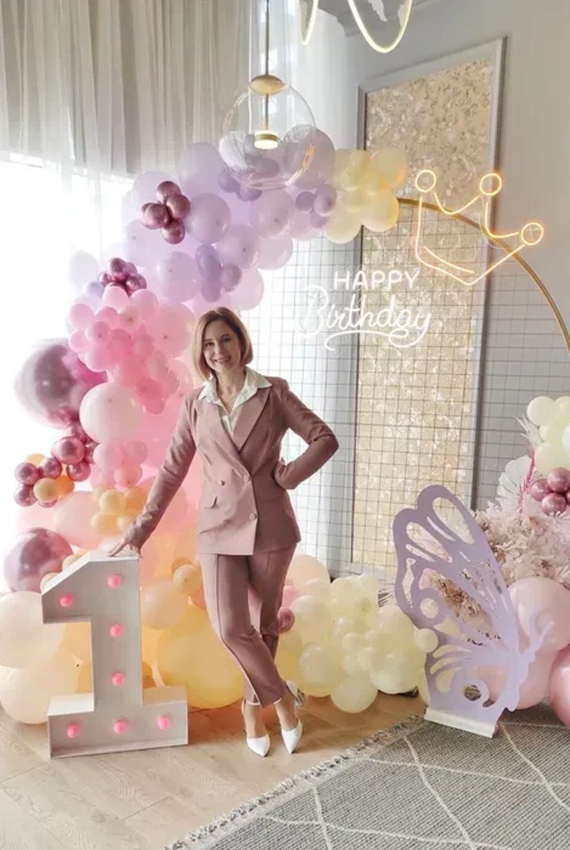 Тамада на  весілля, Ведуча, Діджей на Дні Народження, Хрестини, Ювілей, Декор фотозон